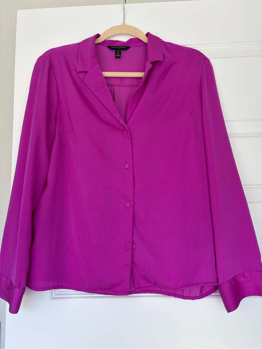 Banana Republic Women's Bright Magenta Button-Front Shirt